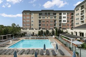Westbury apartment for rent - Pool