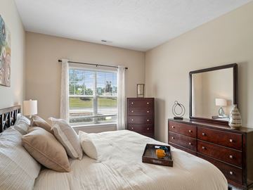 Painesville apartment for rent - The Village at Cobblestone Court