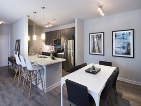Concord apartment for rent - Dining room and kitchen