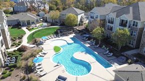 Concord apartment for rent - Pool with swim lane