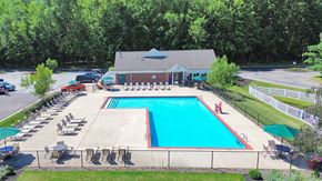 Parma Heights apartment for rent - Heated outdoor pool with sundeck and WiFi
