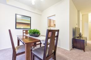 Willoughby Hills apartment for rent - Apartments with dining area