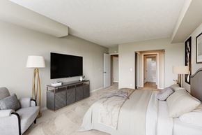 Beachwood apartment for rent - Spacious bedroom