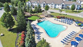 Painesville apartment for rent - Aerial view of swimming pool, clubhouse and gazebo