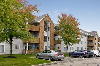 Private patios/balconies