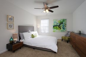 Tampa apartment for rent - Bedrooms with ceiling fan