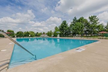 Strongsville apartment for rent - Hunters Hollow Apartments