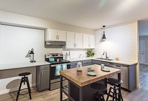 Lakewood apartment for rent - Kitchen at Station West