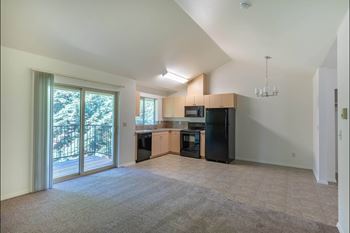 Spacious living room