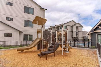 Community playground & picnic area