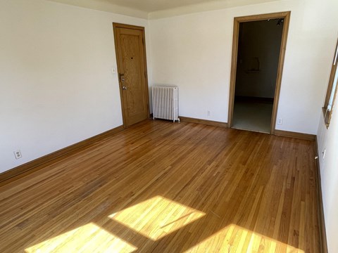 Floor plan for 1 bed, 1 bath, 650 sqft