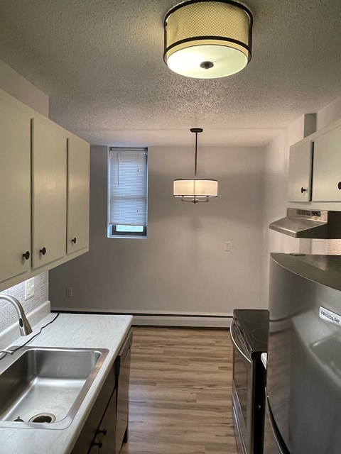 Floor plan for 1 bed, 1 bath, 750 sqft