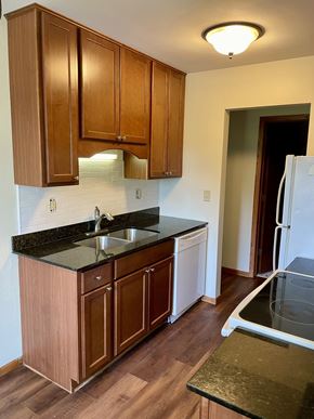 St. Paul apartment for rent - .