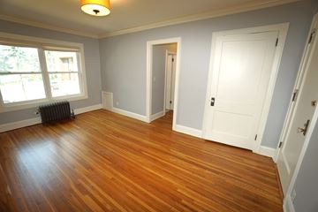 St. Paul apartment for rent - 2338 Marshall Apartments