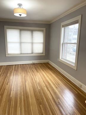 St. Paul apartment for rent - Corner unit with lots of natural light.