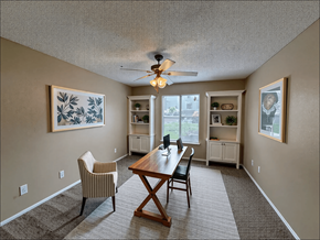 Chattanooga apartment for rent - A dining room with a wooden table and chairs.