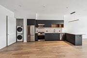 Los Angeles apartment for rent - Beautiful kitchen with modern appliances at 701 Hudson, Los Angeles