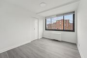 Alexandria apartment for rent - A Spacious Room With City View Window at Ashlawn at Southern Towers, Alexandria, 22311