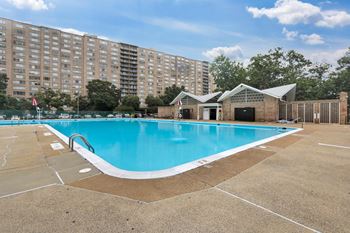 Outdoor swimming pool