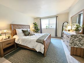 West Lawn apartment for rent - Bedroom at Springwood Gardens