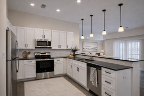 Cranberry Township apartment for rent - Kitchen at Reserve at Cranberry Springs
