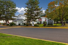 Auburn apartment for rent - Auburn Square is a residential complex with a sign in front.
