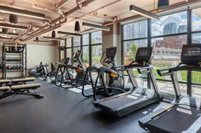 Chicago apartment for rent - Gild Chicago Apartments 60610 - Fitness Studio