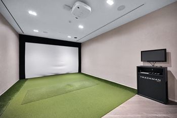 Golf simulator