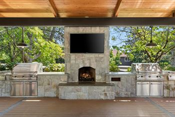 Outdoor kitchen