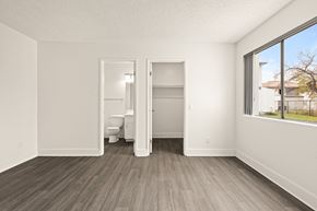 Ramona apartment for rent - A room with a toilet and a bed in it.