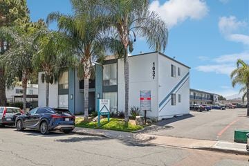 El Cajon apartment for rent - Terre at 1037 Peach