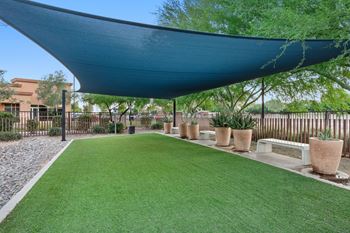 Pet-friendly living w/ off-leash dog park