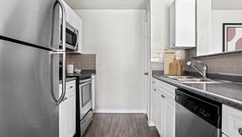 Quartz countertops*