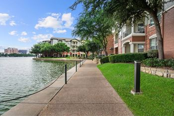 Beautifully landscaped lakefront community