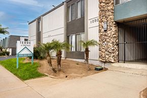 El Cajon apartment for rent - A building with the number 1050 on it.