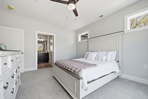 Mahtomedi apartment for rent - The Lakes of Mahtomedi