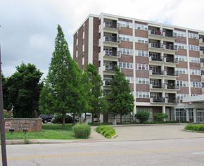 Evansville apartment for rent - an apartment building on the corner of a street