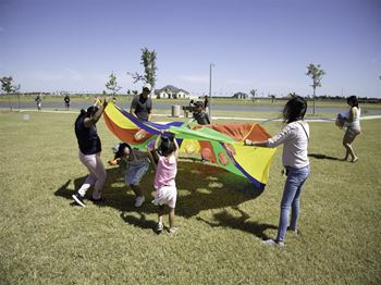 Community events at tres lagos