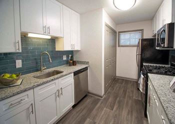 Kitchen sink with faucet