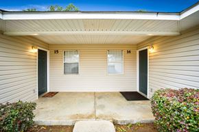 Hawkinsville apartment for rent - Covered entrance for two residential units.