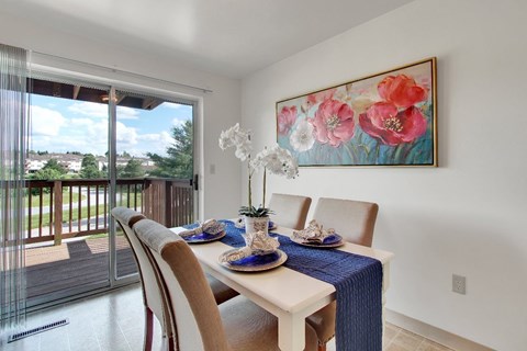 Floor plan for 1 bed, 1 bath, 689 sqft