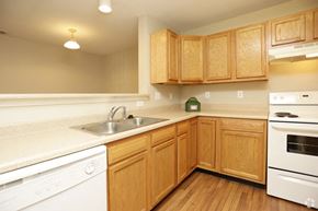 Mishawaka apartment for rent - The Preserve at Fir Road