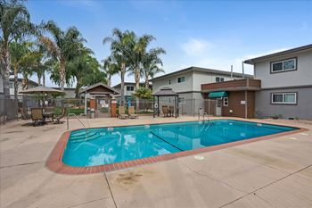 Swimming pool with relaxing sundecks