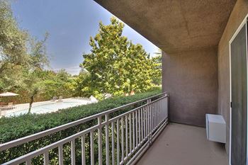 Balcony gallery