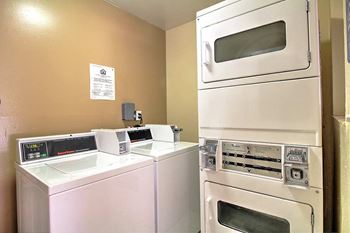 Smart laundry rooms