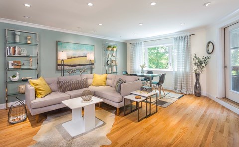 Floor plan for 3 beds, 1 bath, 1040 sqft