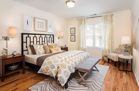 Floor plan for 2 beds, 1 bath, 984 sqft