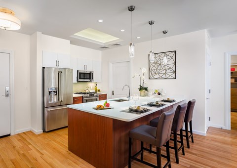 Floor plan for 2 beds, 1 bath, 1014 sqft