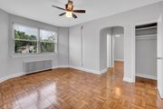 Washington apartment for rent - Living Room