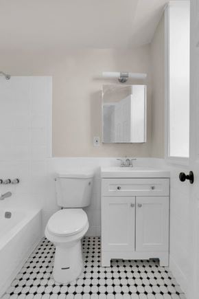 Washington apartment for rent - Bathroom